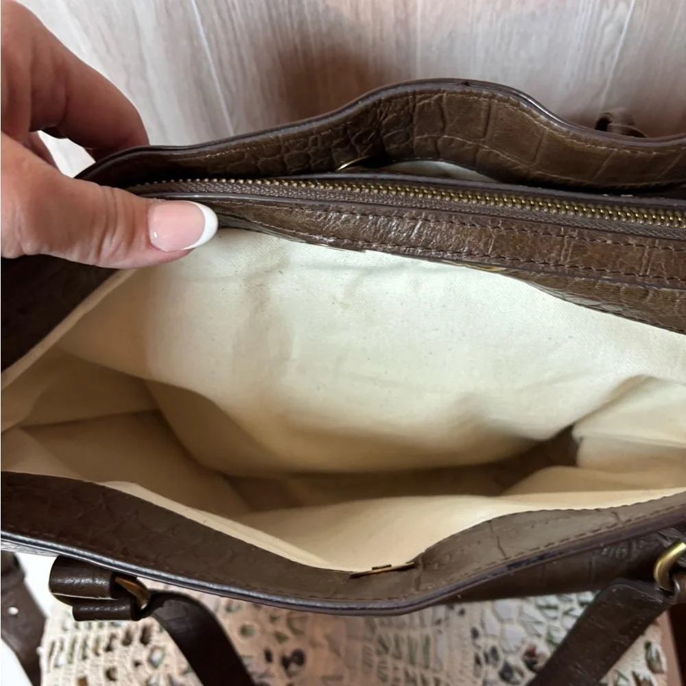 Marot New York Taylor Triple Compartment Chocolate Croco Tote Bag